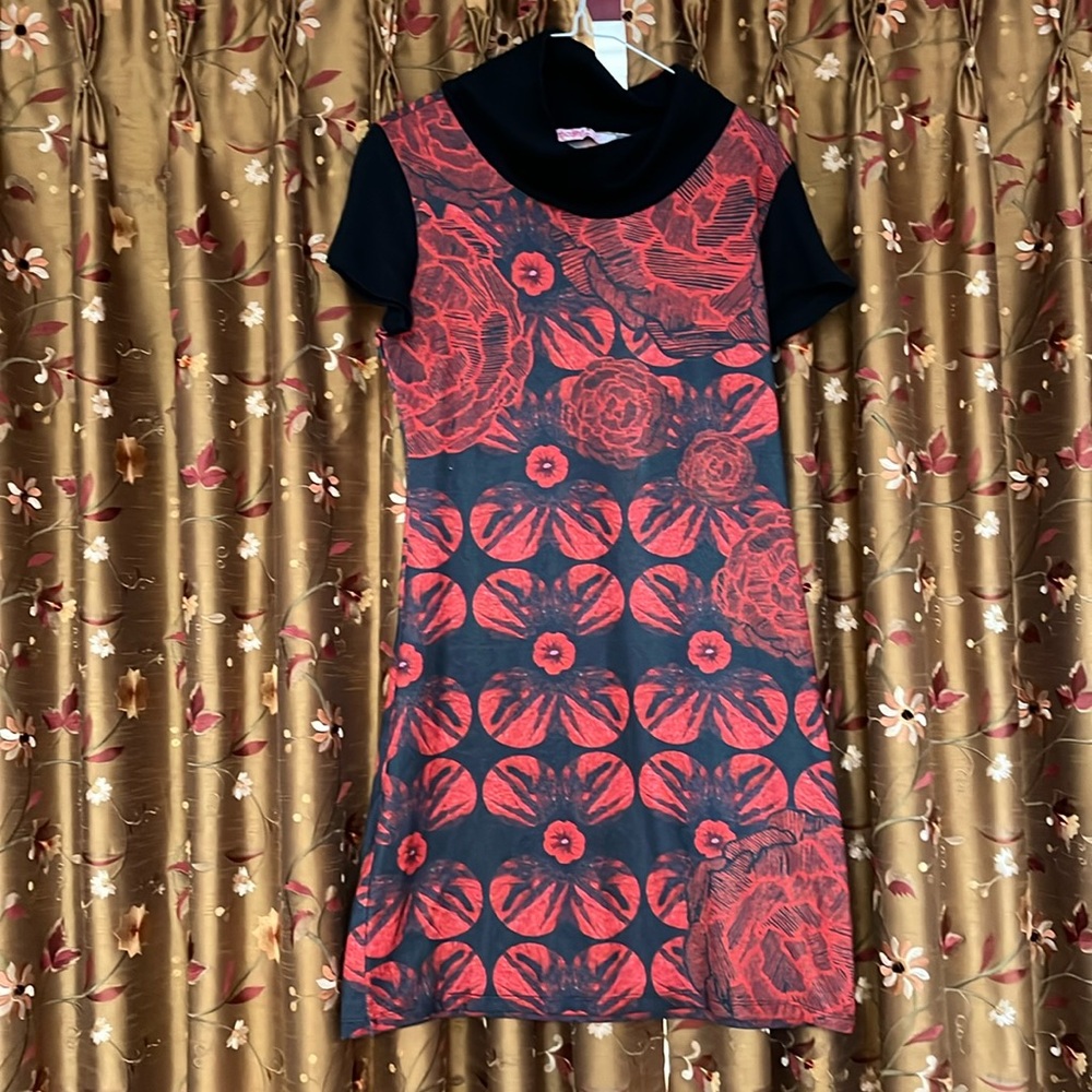 Red and black poppy dress worn once